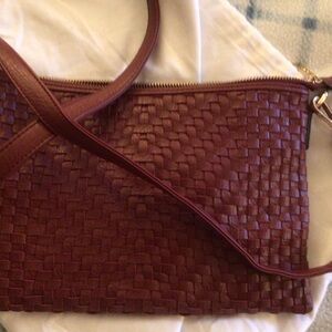 Elegant Woven Leather Bag - Burgundy